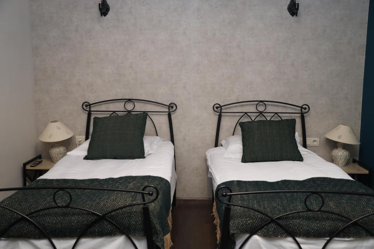 Redroof Country House Hotel Gorisz Kültér fotó