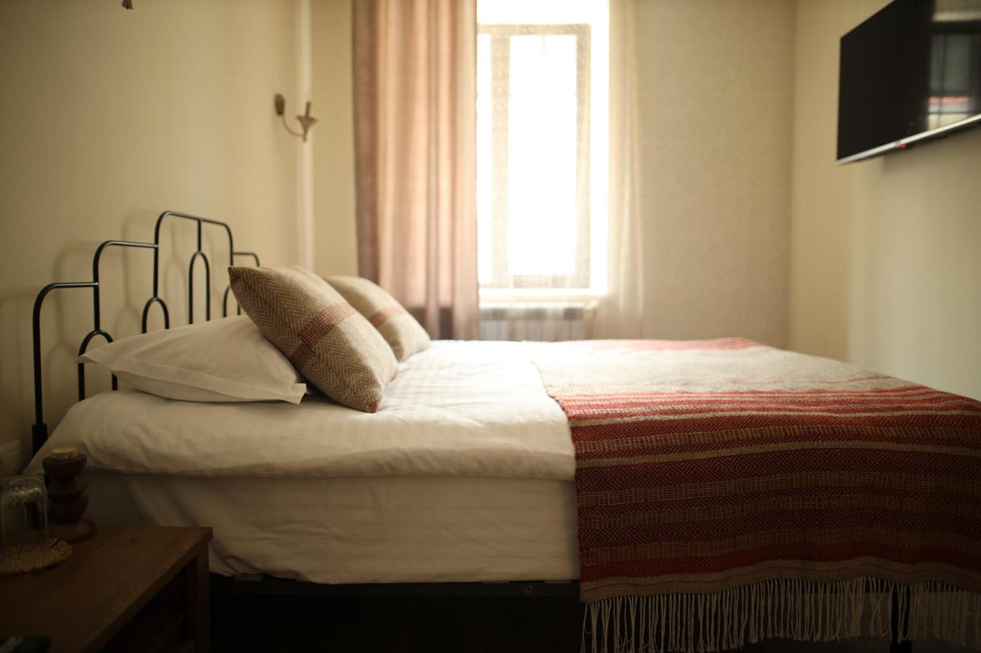 Redroof Country House Hotel Gorisz Kültér fotó