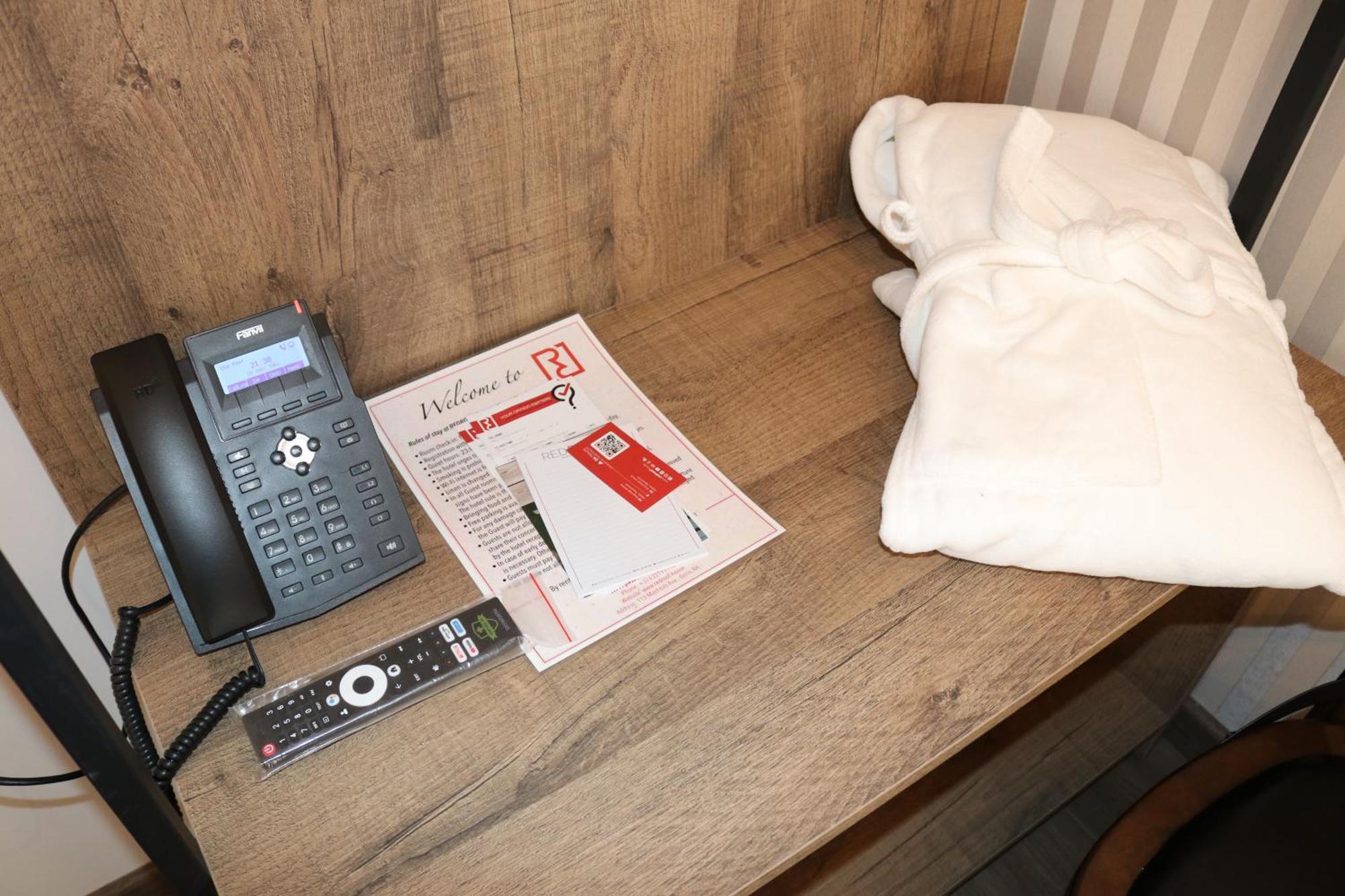 Redroof Country House Hotel Gorisz Kültér fotó